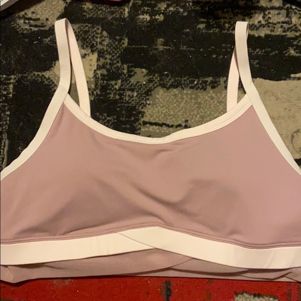 Two toned pink sports bra